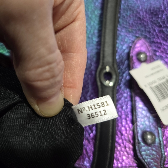 RaRE 🧜‍♀️NWT!!!🦄 COACH HOLOGRAM OILSLICK MARKET TOTE L/XL 36512 Unicorn - Picture 3 of 16